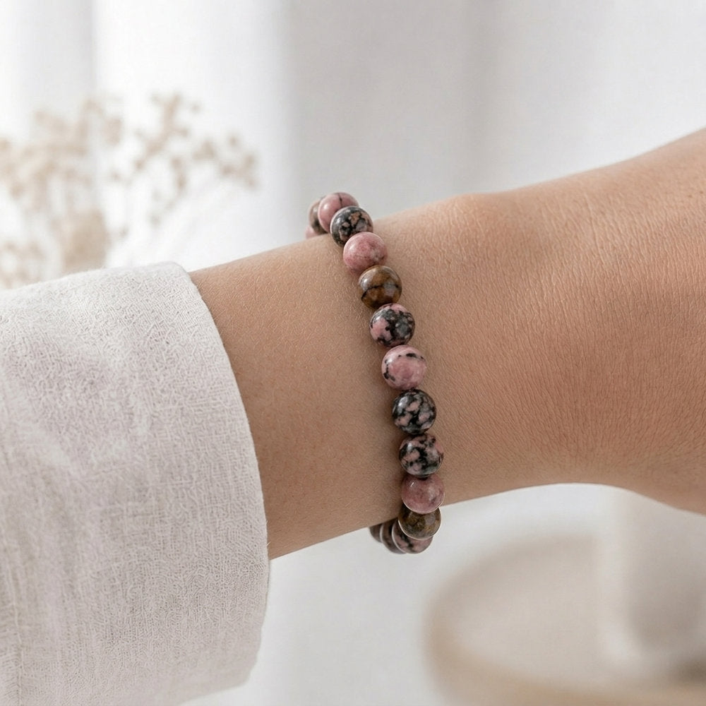 Bracelet "Soin" en Rhodonite De Madagascar