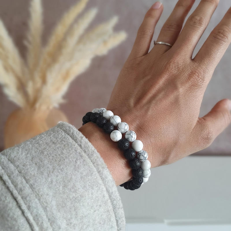 Bracelet "Duo Amour & Distance" en Howlite & Pierre de Lave