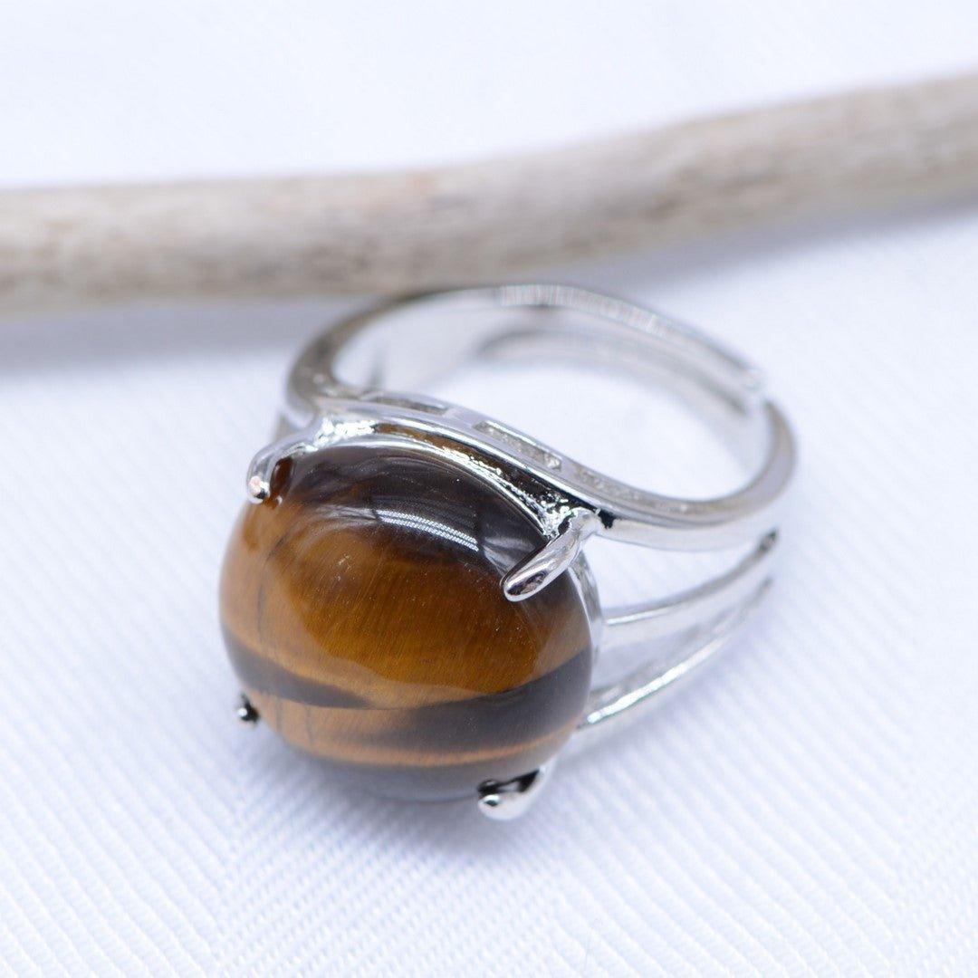 Bague "Confiance" Cabochon ronde en Oeil-de-Tigre (réglable) - lespierresdubienetre