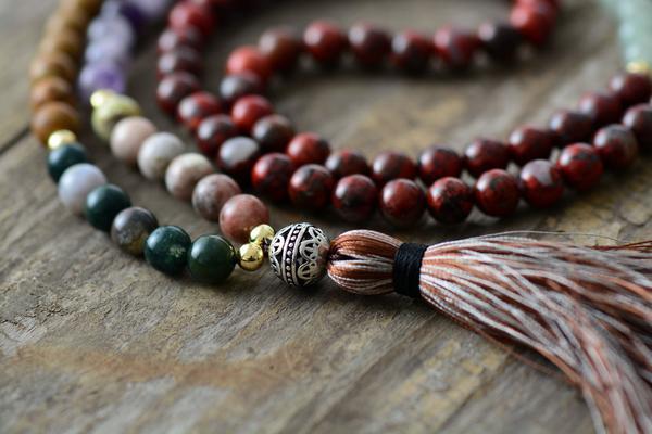 Collier Boho Mala 7 Chakras - lespierresdubienetre